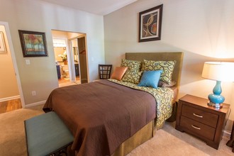 Hawthorne at the Parkway - Cary, NC | Apartment Finder