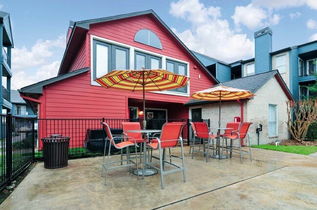 Scotland Yard Houston, TX Apartment Finder