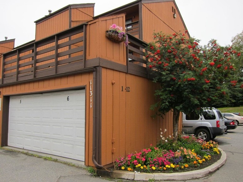 Gothic Garage Door Anchorage Garage Door Anchorage Eagle Crest Condos Ak Apartment Finder Building Www Yibodofo