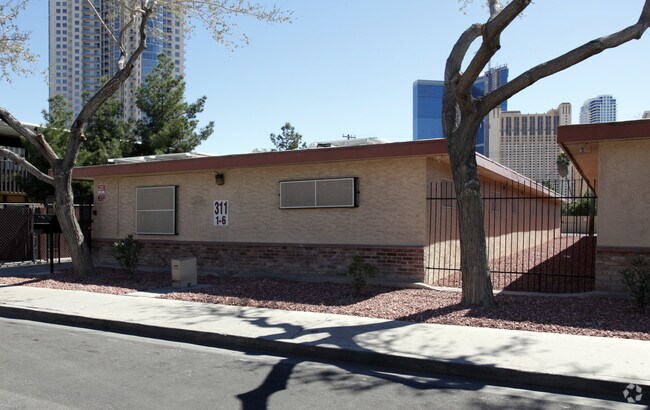 Cleveland Gardens Apartments Las Vegas Nv Apartment Finder Primary Photo Cleveland Gardens Apartments