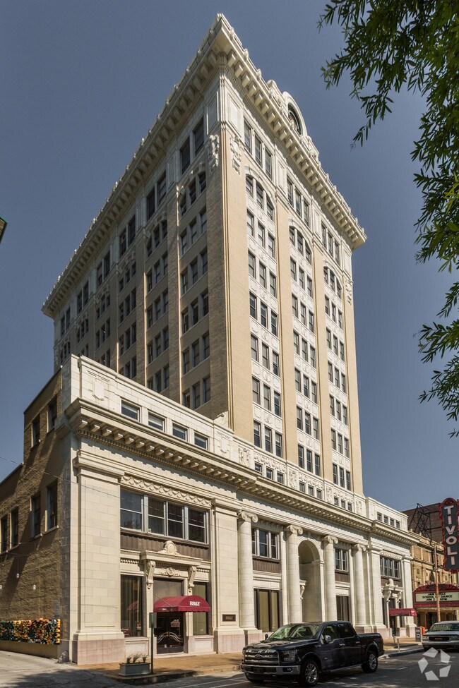 Maclellan Building Chattanooga, TN Apartment Finder