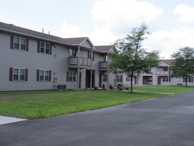 Springbrook Grove Apartments