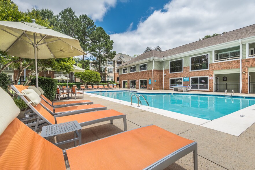 Hawthorne at the Parkway Cary, NC Apartment Finder