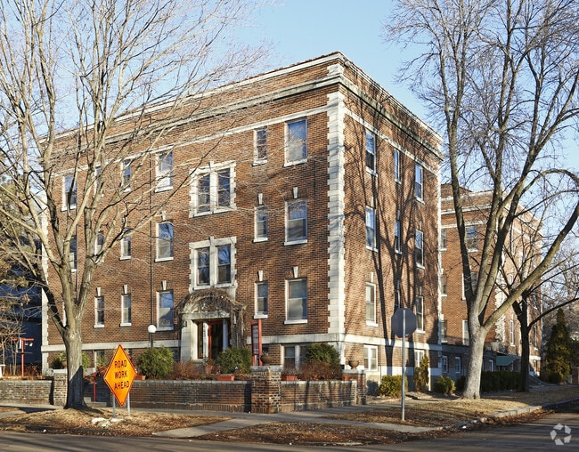 Ashland Apartments Saint Paul, MN Apartment Finder