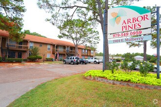 Arbor Pines Villas Angleton Tx Arbor Pines Villas Angleton Tx