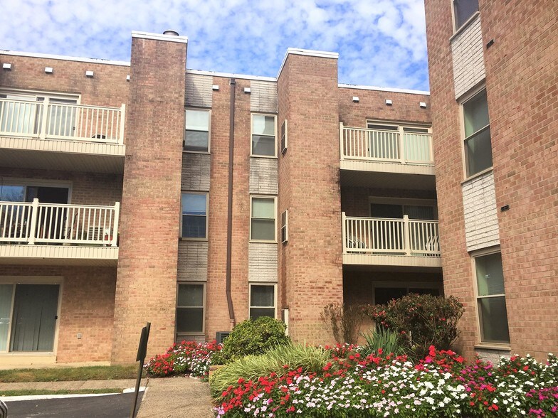 St Regis Apartments Philadelphia Pa Apartment Finder