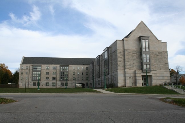 3rd Union Apartments Bloomington In Apartment Finder Primary Photo 3rd Union Apartments