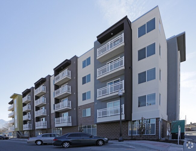 Center Court Apartments Murray Ut Apartment Finder Building Photo Center Court Apartments