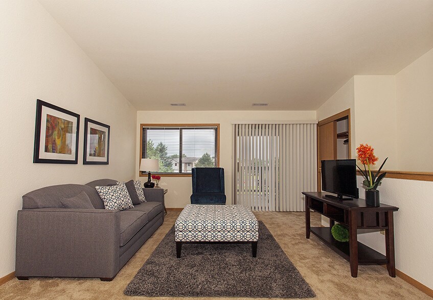 Courtyard Junction Apartments Kenosha, WI Apartment Finder