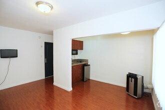 Hollywood Off Vine Los Angeles Ca Apartment Finder