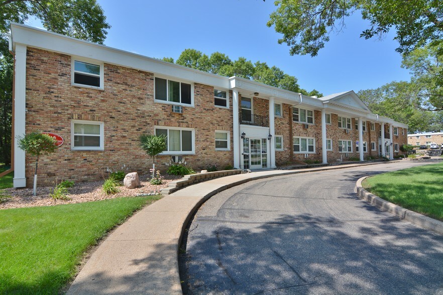 Queen Terrace Apartments Richfield, MN Apartment Finder